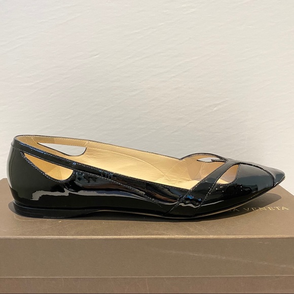 EUC Bottega Veneta pointed toe flats - Picture 7 of 10